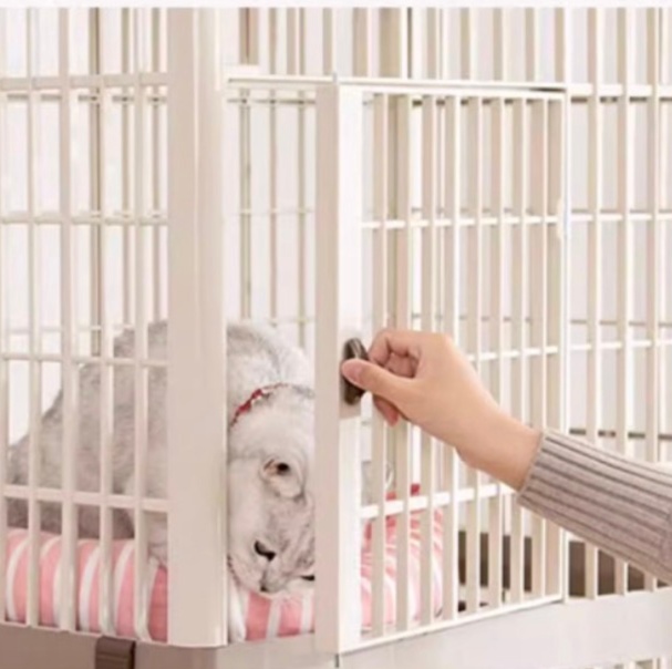 メイン画像:3枚目:猫用ケージ シンプル 積み重ね可能 キャスター付き 独立タイプ 一時的な待機スペース