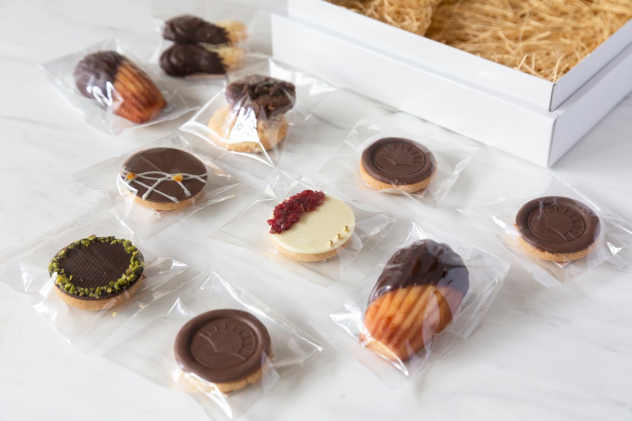 メイン画像:3枚目:AaThs 焼き菓子10個入