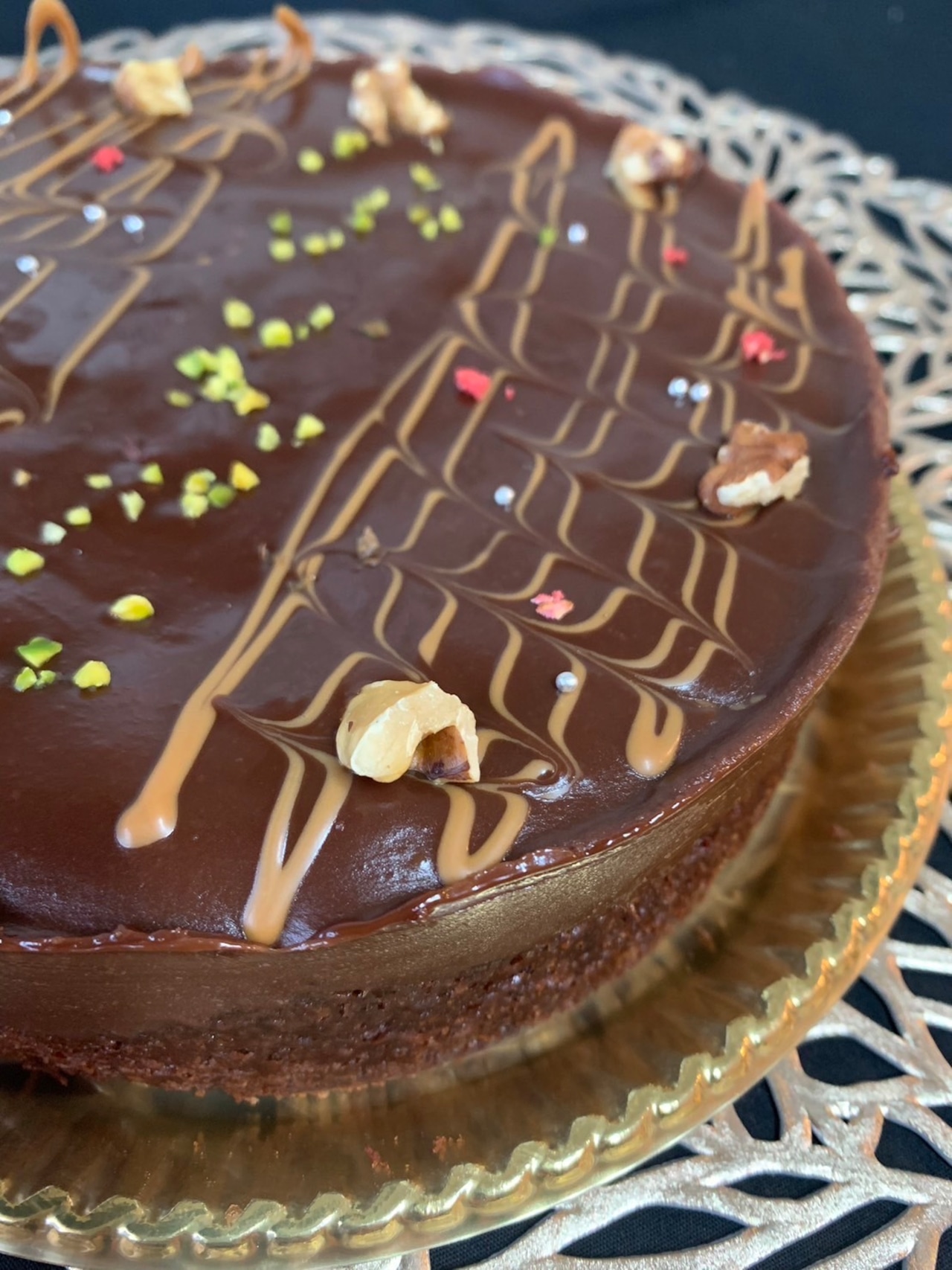 メイン画像:1枚目:チョコガナッシュケーキ