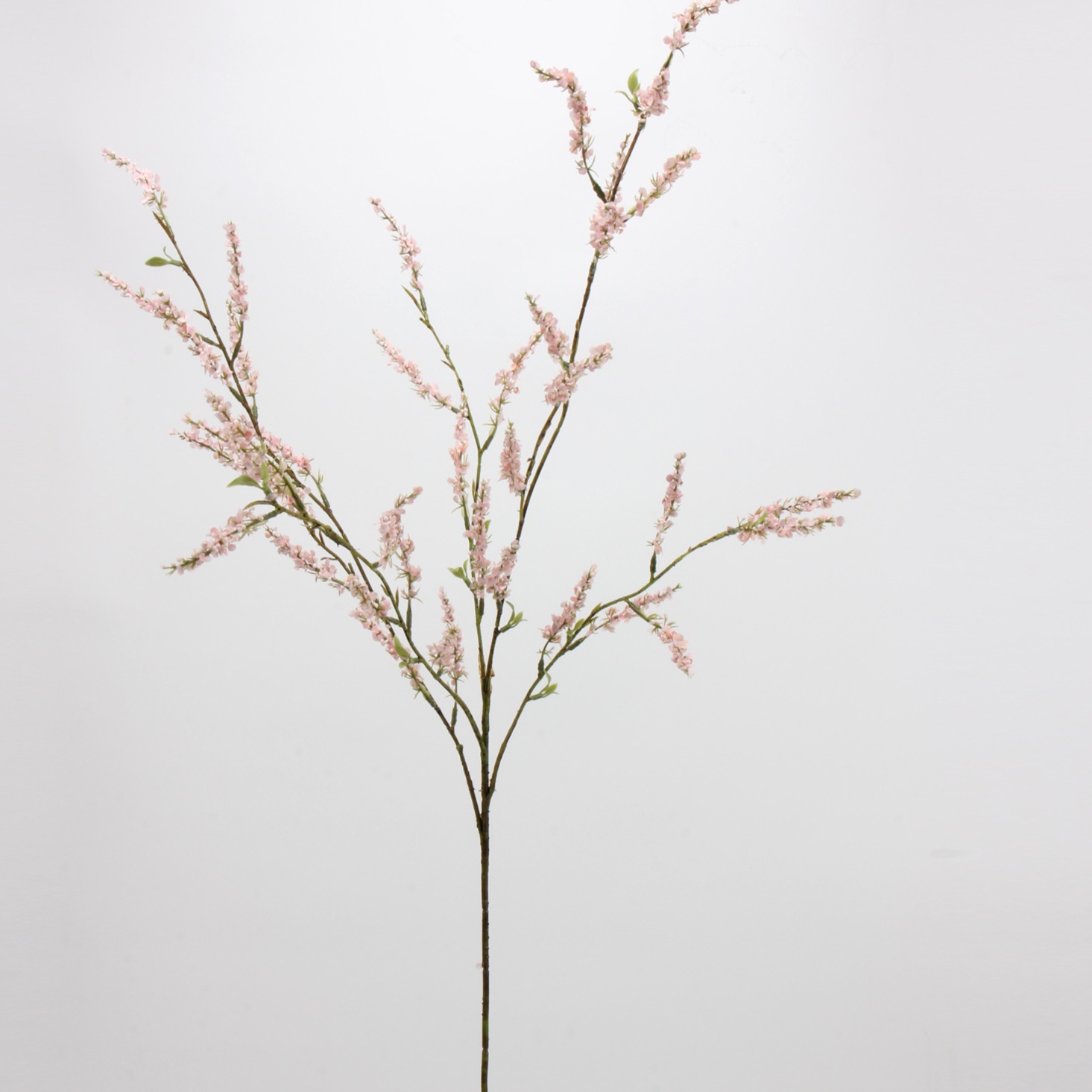 リラックスグッズ 風情ある小枝の花咲くやすらぎアレンジ