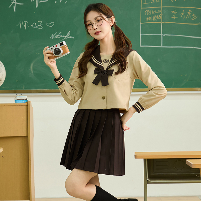 制服コスプレ 襟リボン付きクロップド丈セーラー服上下セット