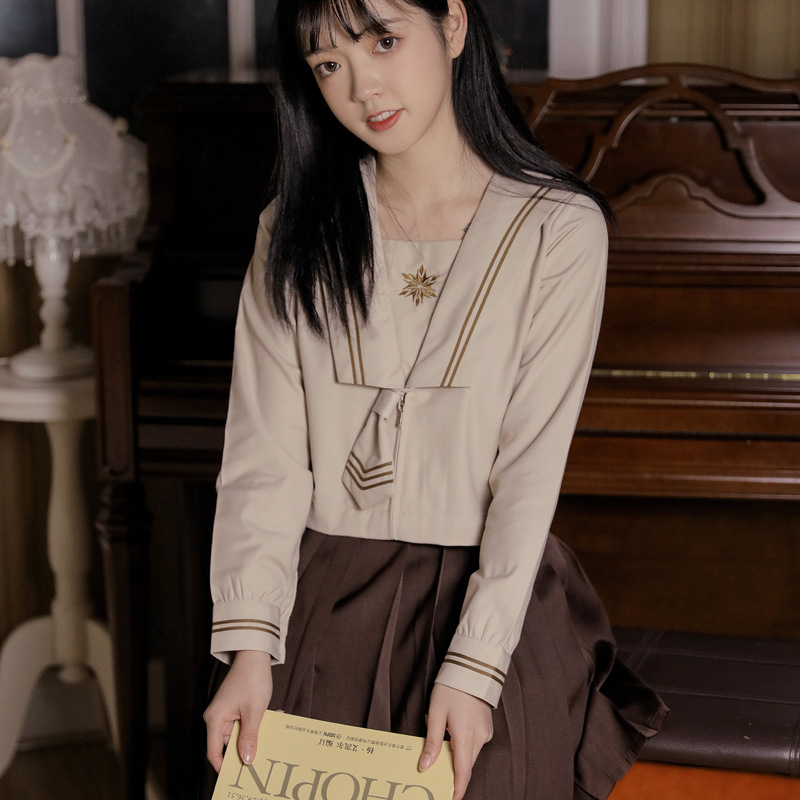 制服コスプレ クラシカル襟章付き長袖セーラー服上下セット
