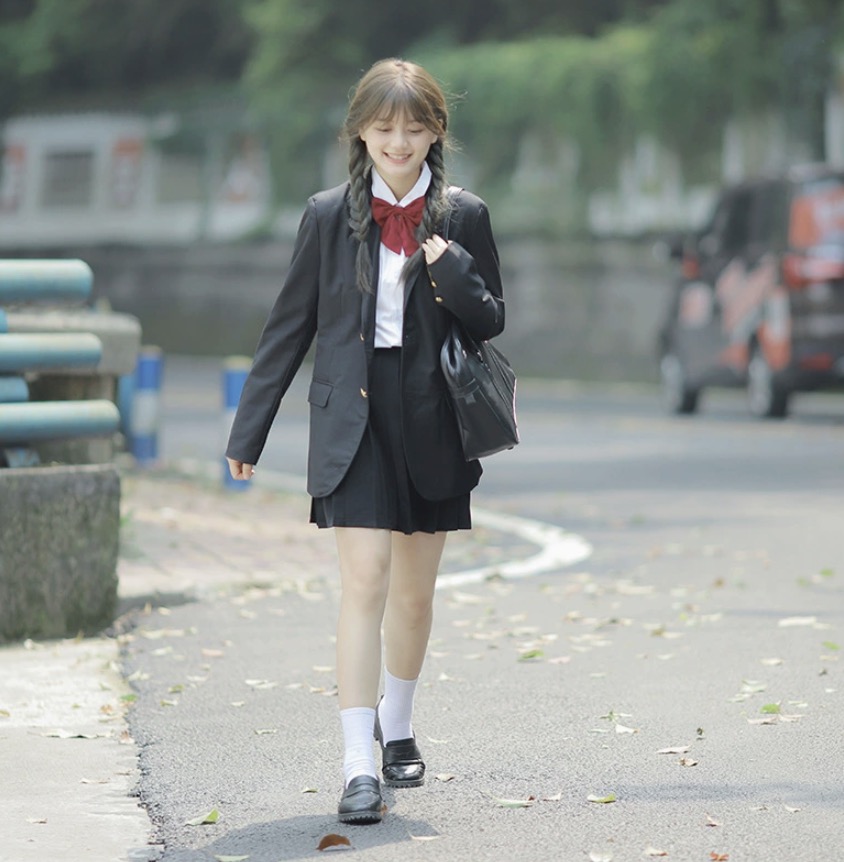 メイン画像:1枚目:制服コスプレ 学園風紅リボン付き本格派ブレザー制服セット