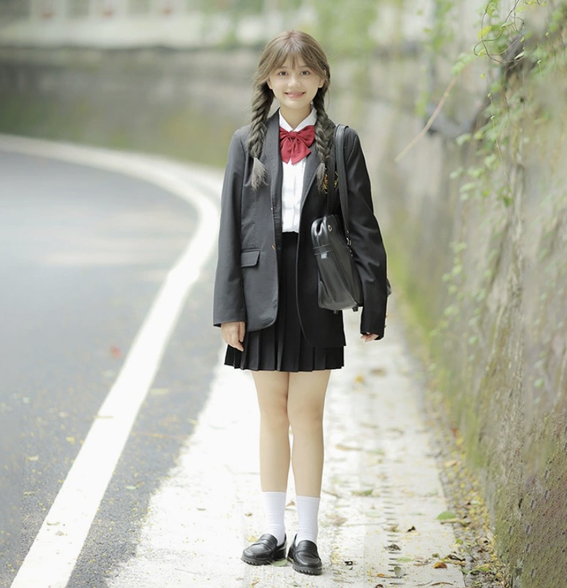 メイン画像:2枚目:制服コスプレ 学園風紅リボン付き本格派ブレザー制服セット