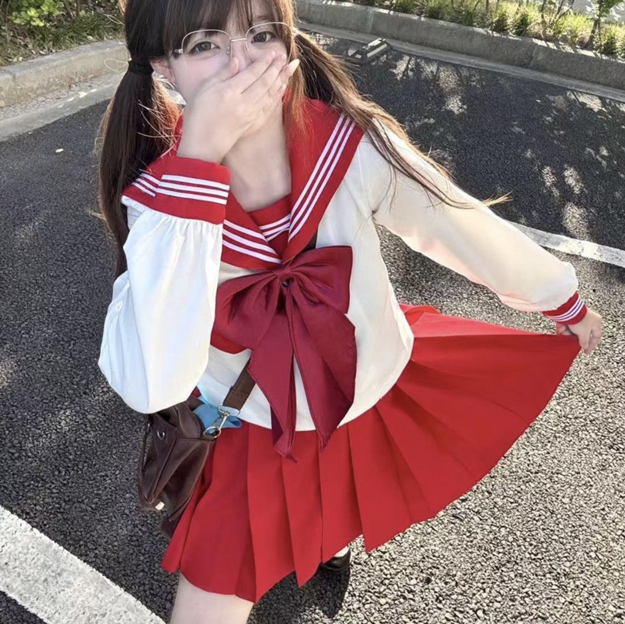 メイン画像:1枚目:制服コスプレ 清楚系赤白配色セーラー服コスプレ衣装