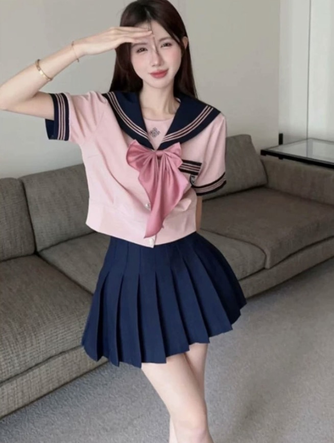 メイン画像:1枚目:制服コスプレ 清楚系ピンク襟セーラー服上下セットコスチューム