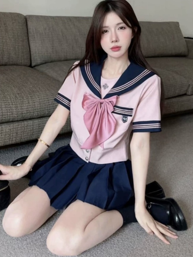 メイン画像:2枚目:制服コスプレ 清楚系ピンク襟セーラー服上下セットコスチューム