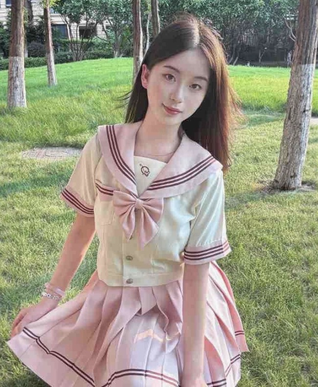 メイン画像:1枚目:制服コスプレ 清楚系セーラー服上下セット