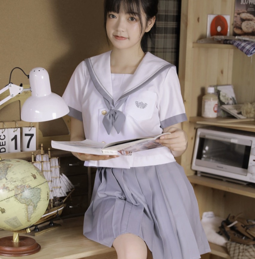 メイン画像:0枚目:制服コスプレ 清楚系セーラー服スクール制服セット