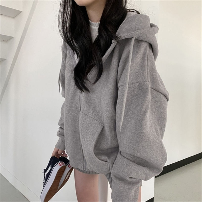 https://hot-spring-img.curema.jp/covergrace/132b5222-f5bb-4335-95d1-ed5f733dc82e.jpg