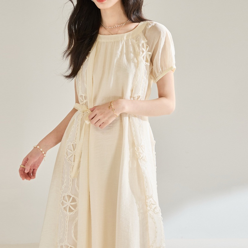 非表示(パフスリーブ)ワンピース 花刺繍レース付きゆったりマキシワンピース