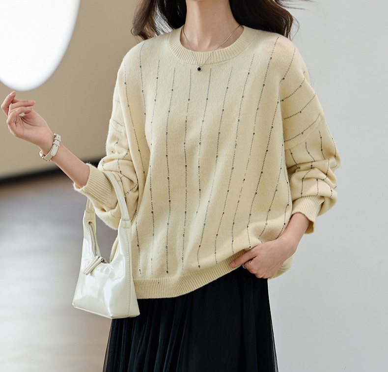 トップス ゆったりシルエット縦ライン飾りニット