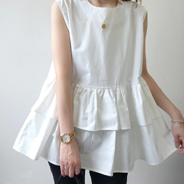 体型カバー ティアードフリル切替えノースリーブブラウス