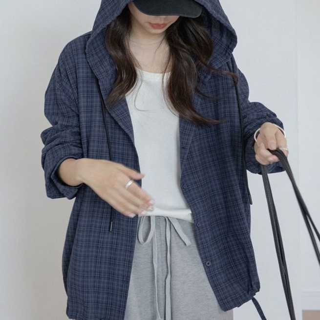 体型カバー ゆったりフード付きチェックシャツジャケット