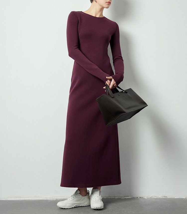 ぽっこりお腹が目立たないワンピースの選び方とおしゃれな着こなしのコツ