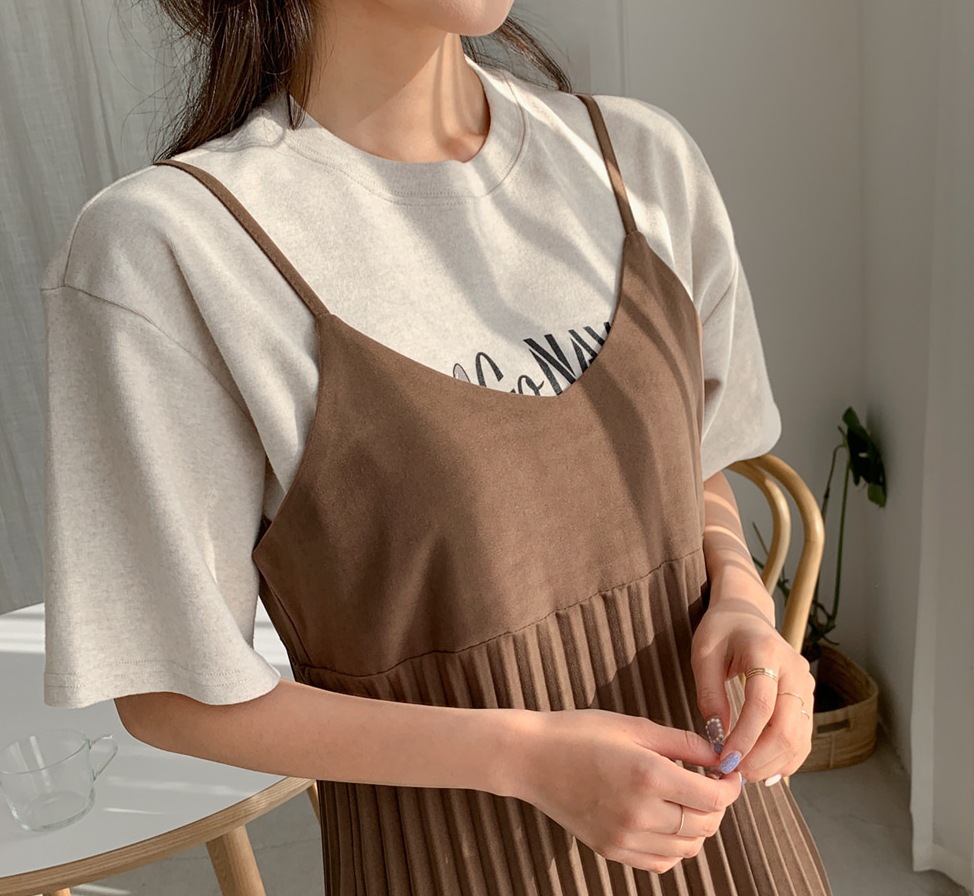 オールインワンコーデ プリーツキャミサロペット