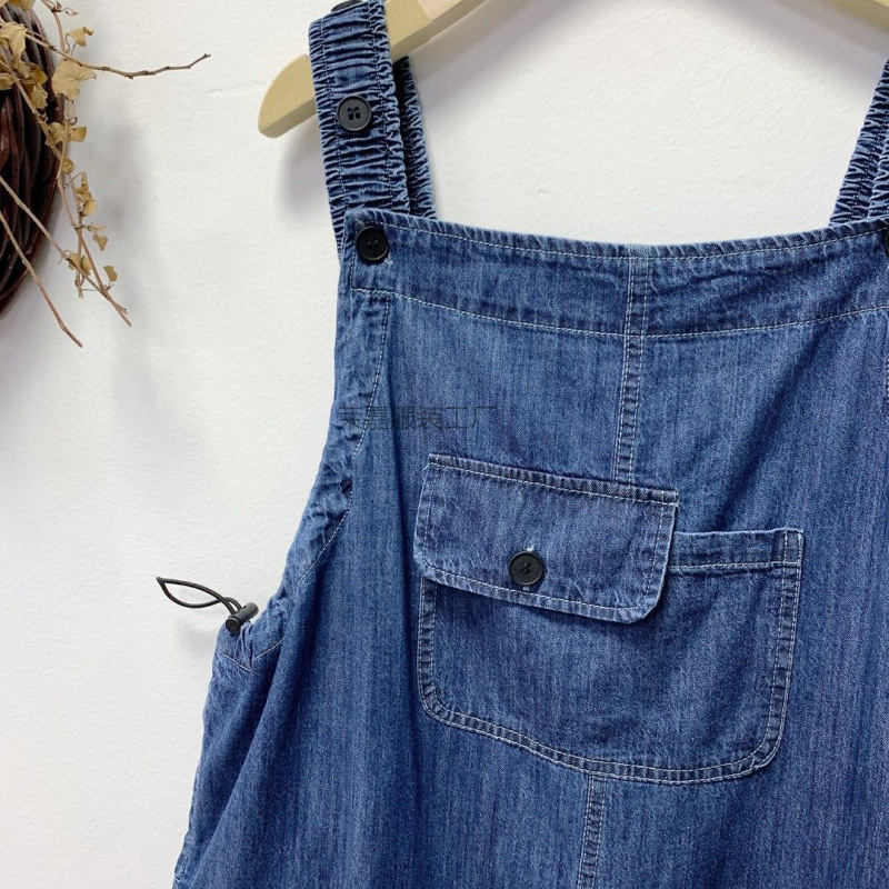 オールインワンコーデ ゆったりシルエット大人カジュアルデニムサロペット