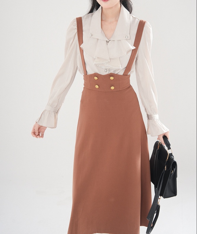 オールインワンコーデ フリルブラウス付き サスペンダースカート