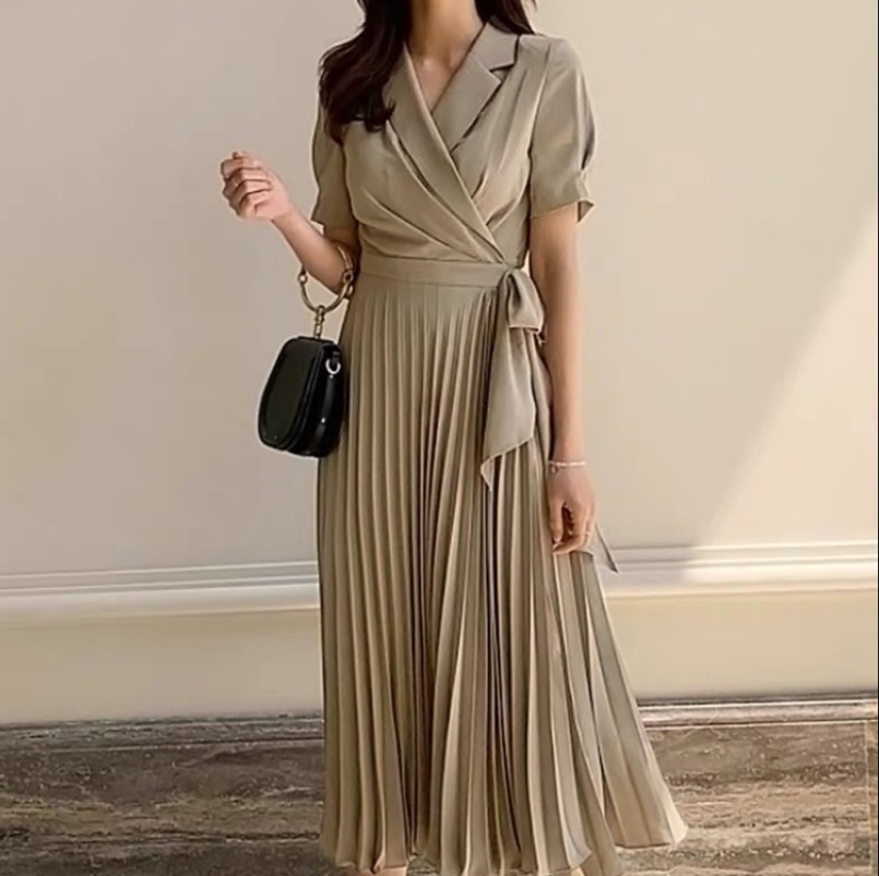 オールインワンコーデ ラップデザインプリーツワンピース