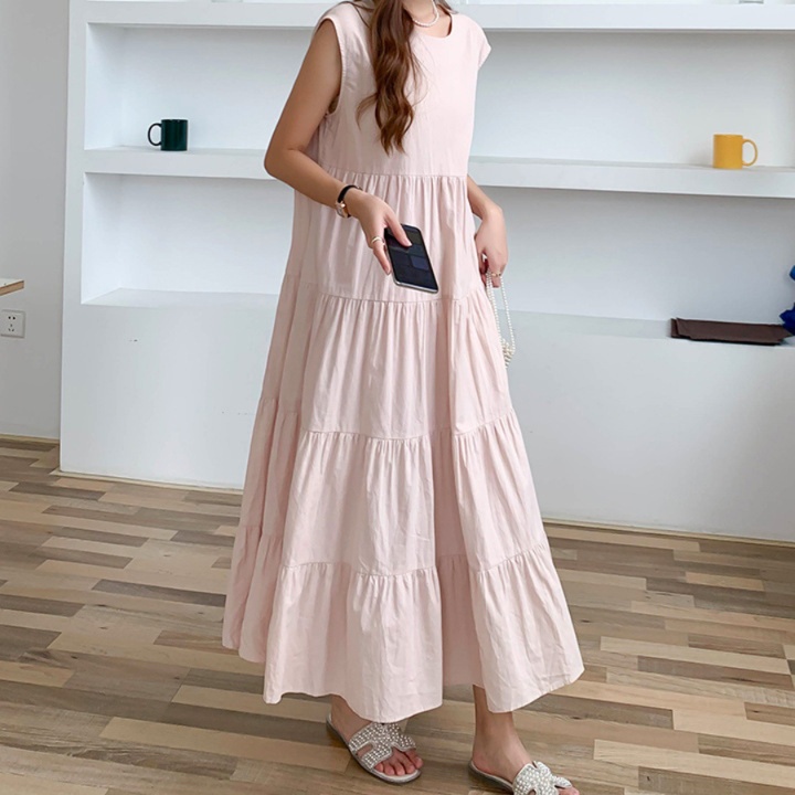 オールインワンコーデ ゆったりティアードノースリーブワンピース