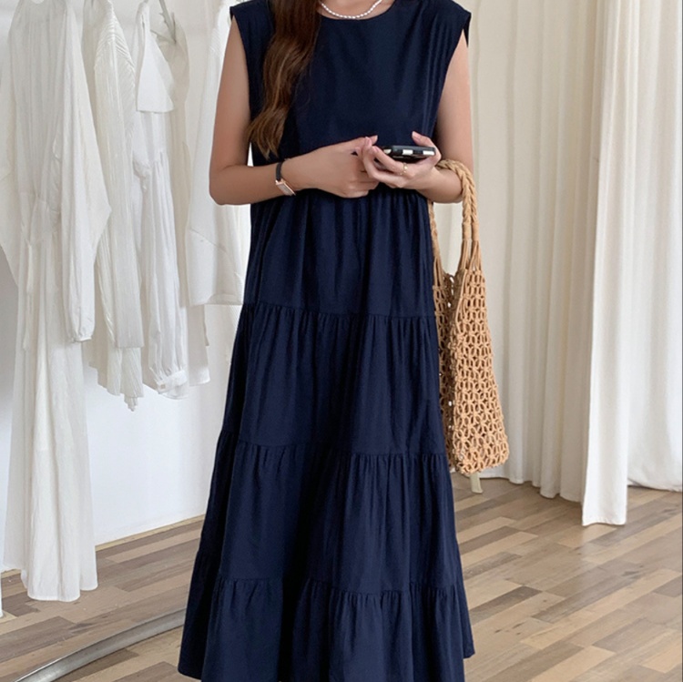 オールインワンコーデ ゆったりティアードノースリーブワンピース