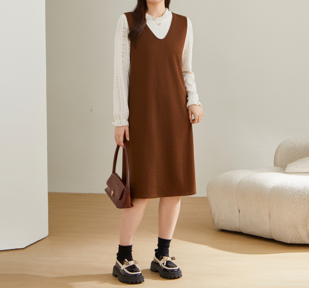 オールインワンコーデ レイヤード風ゆったりジャンパースカート