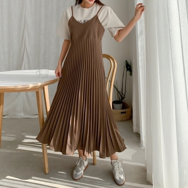 オールインワンコーデ プリーツキャミサロペット