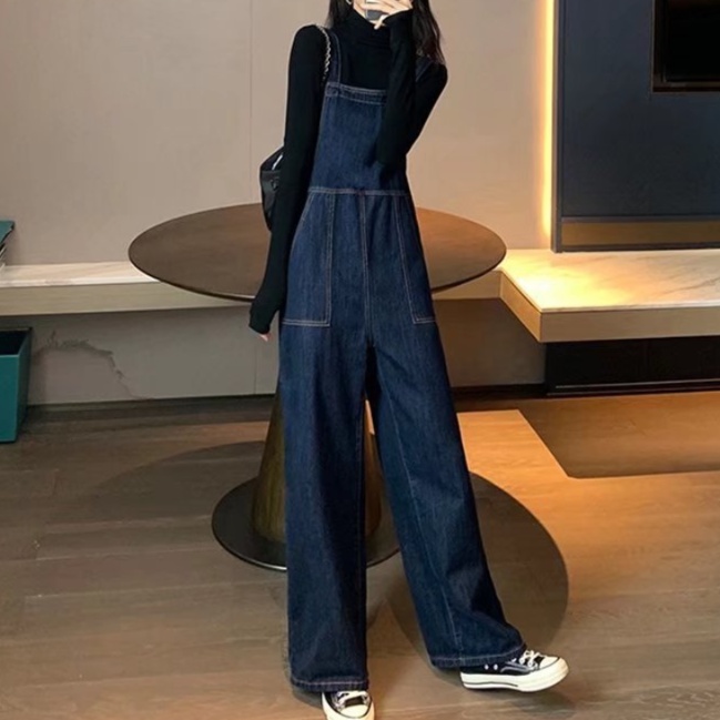 オールインワンコーデ 大人カジュアルなデニムサロペット