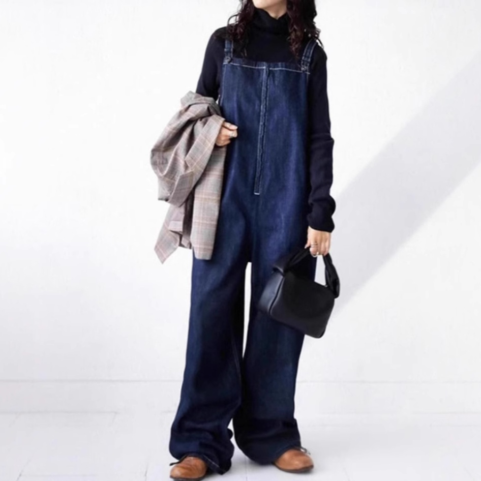 オールインワンコーデ ゆったりシルエット大人カジュアルデニムサロペット