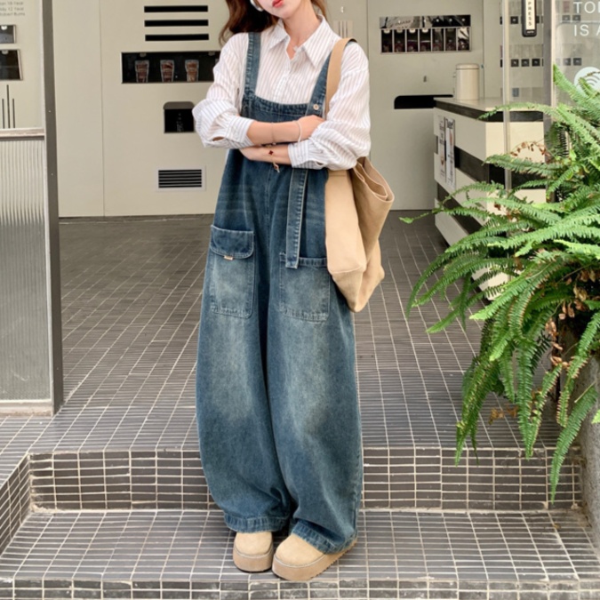 オールインワンコーデ ゆったりシルエット デニムサロペット