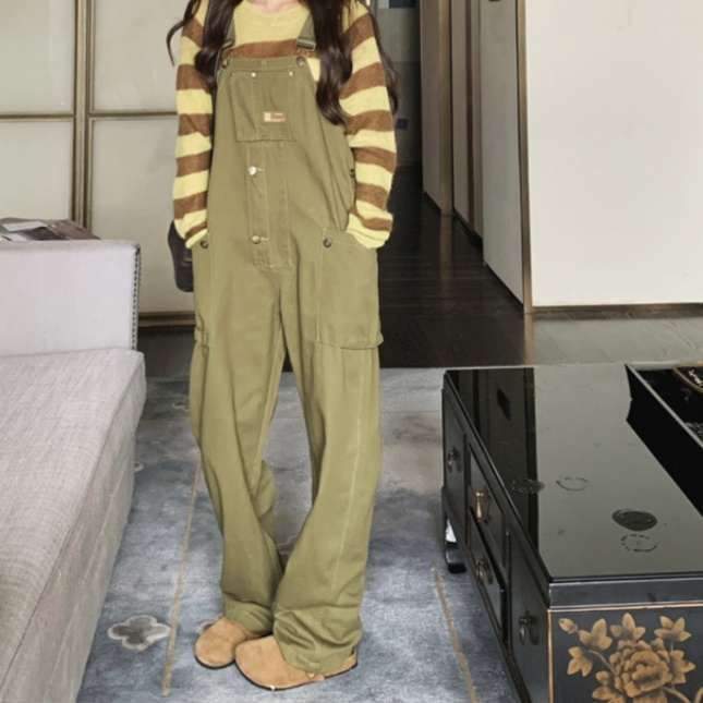 オールインワンコーデ ゆったりシルエット作業着風サロペットパンツ