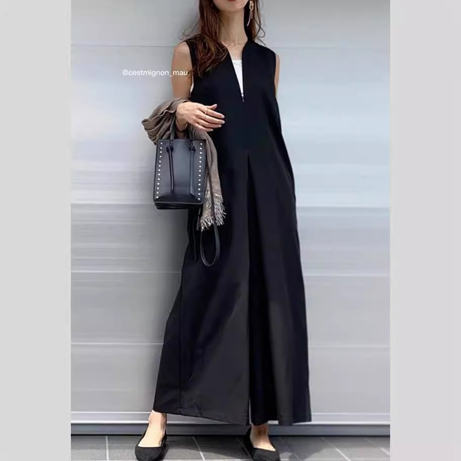 オールインワンコーデ 深Vネックデザインマキシ丈ジャンプスーツ