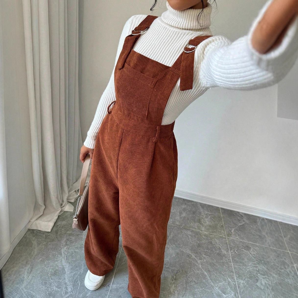 オールインワンコーデ 太畝コーデュロイワイドシルエットサロペット