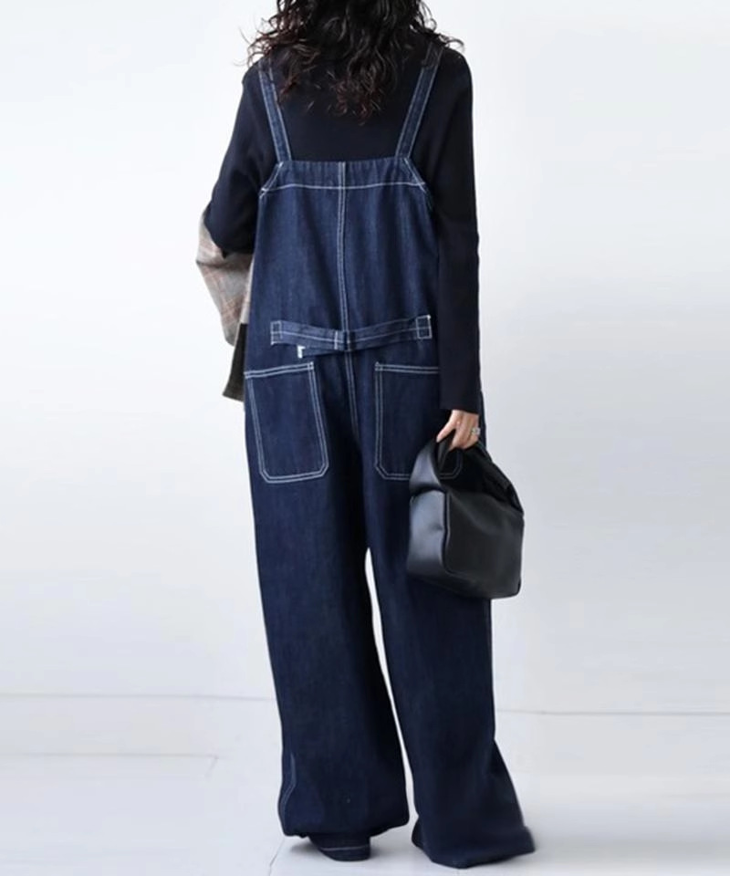 オールインワンコーデ ゆったりシルエット大人カジュアルデニムサロペット