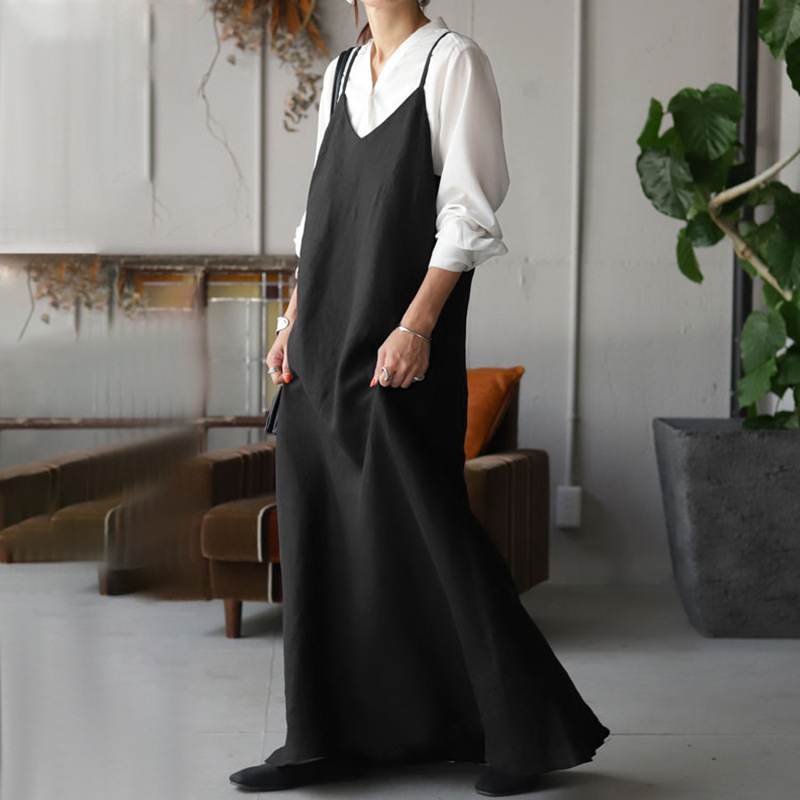 オールインワンコーデ ゆったりシルエットのリラックスキャミサロペット