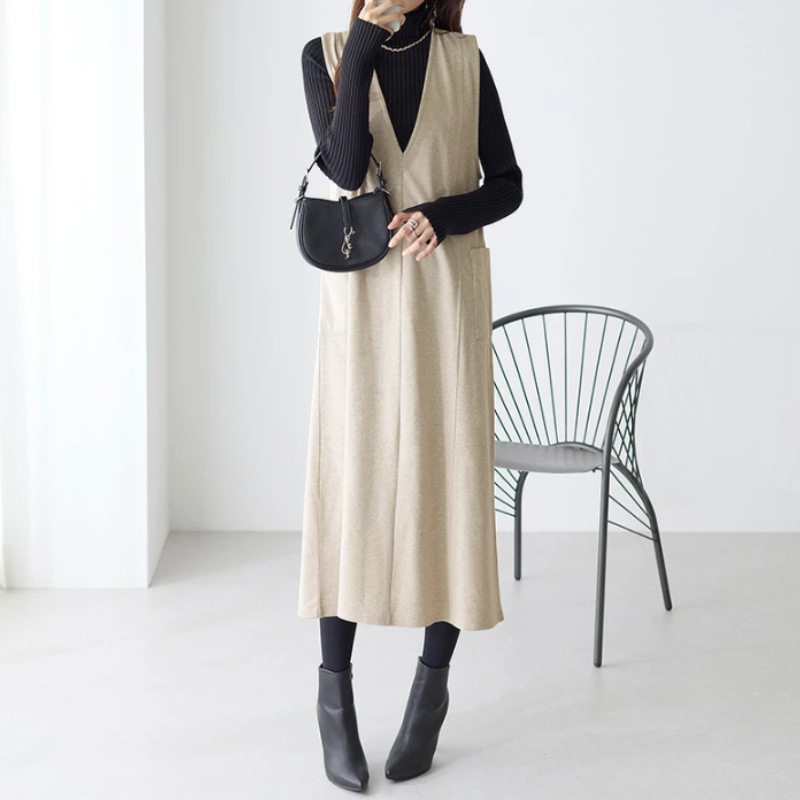 オールインワンコーデ シンプル大人のロングジャンパースカート