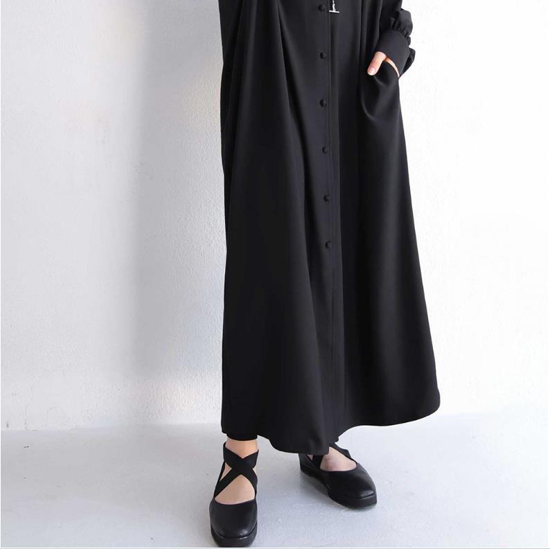 オールインワンコーデ 後ろボタンバルーン袖ドロストワンピース