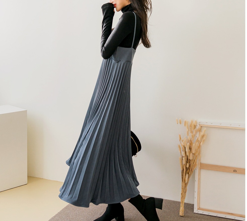 オールインワンコーデ プリーツキャミサロペット