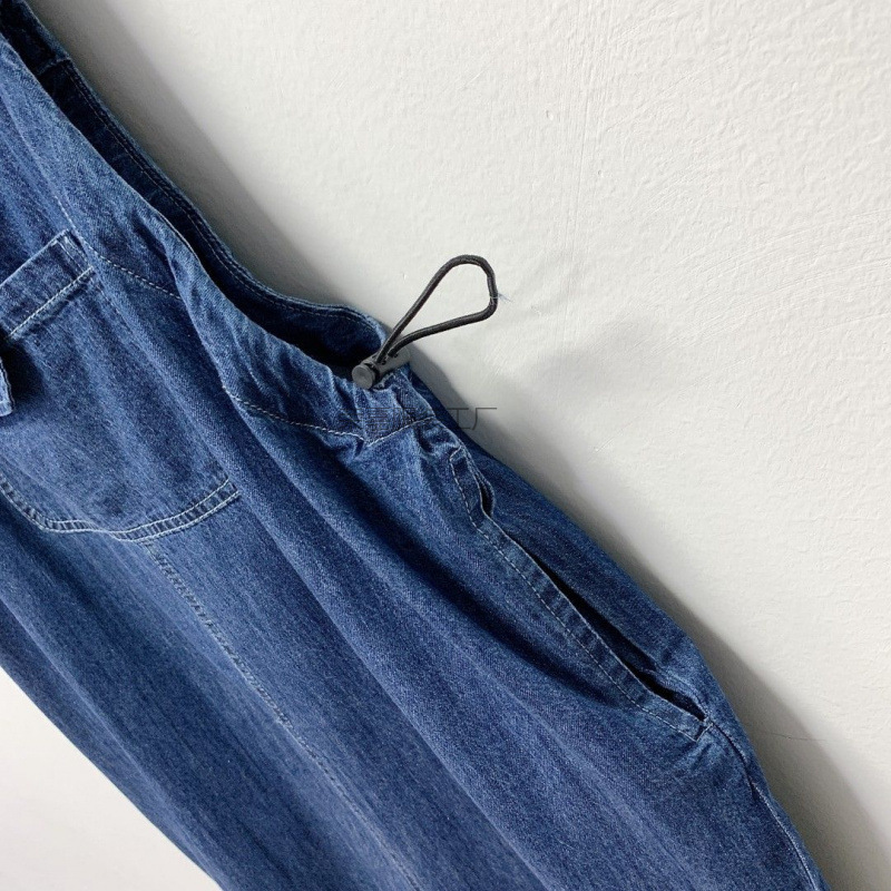 オールインワンコーデ ゆったりシルエット大人カジュアルデニムサロペット