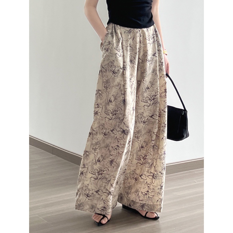 花柄ファッション 優美な線描き花柄ワイドパンツ