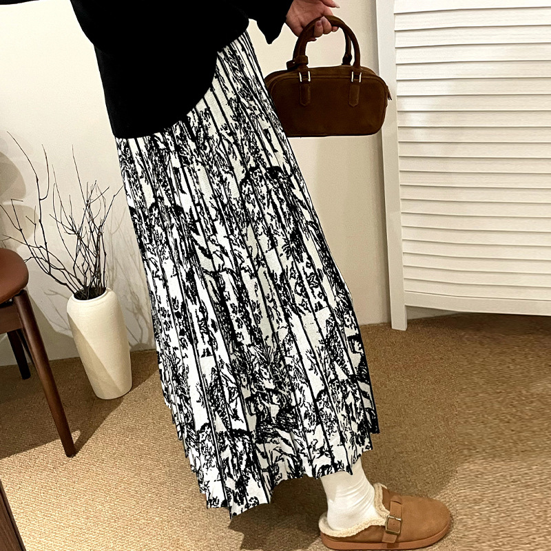 花柄ファッション モノトーン樹木柄プリーツロングスカート