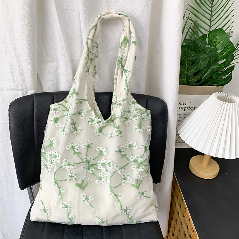 花柄ファッション 小花刺繍の透け感トートバッグ