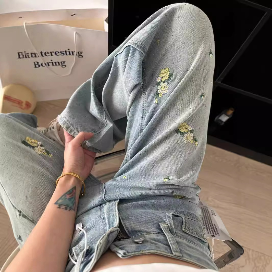 花柄ファッション 小花刺繍レースデニムパンツ