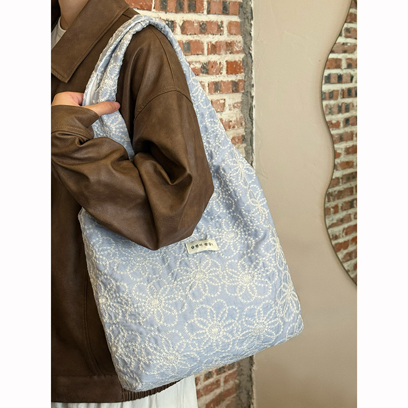 花柄ファッション レース調刺繍が上品な肩掛けフラワー刺繍バッグ