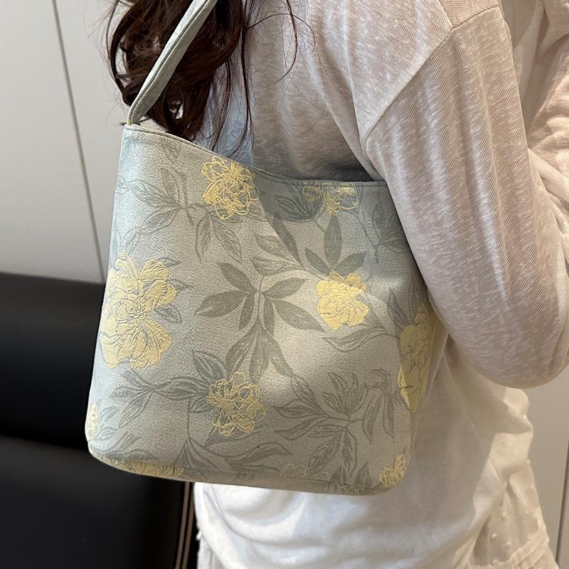 花柄ファッション 花柄刺繍入り肩掛けトートバッグ