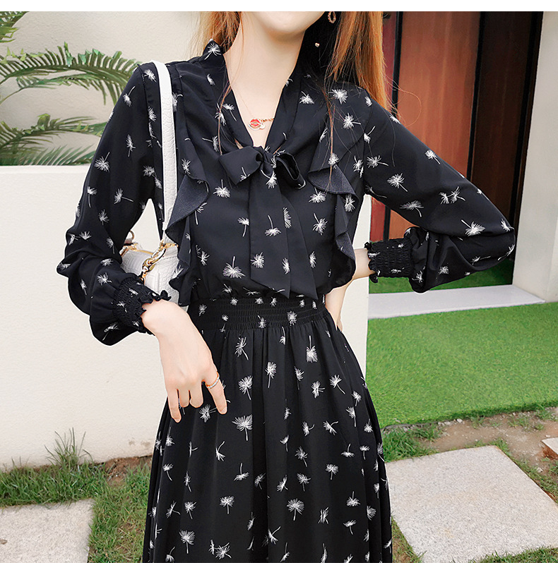 非表示(テイスト違い)花柄ファッション 優雅な小花柄フリル襟ロングワンピース