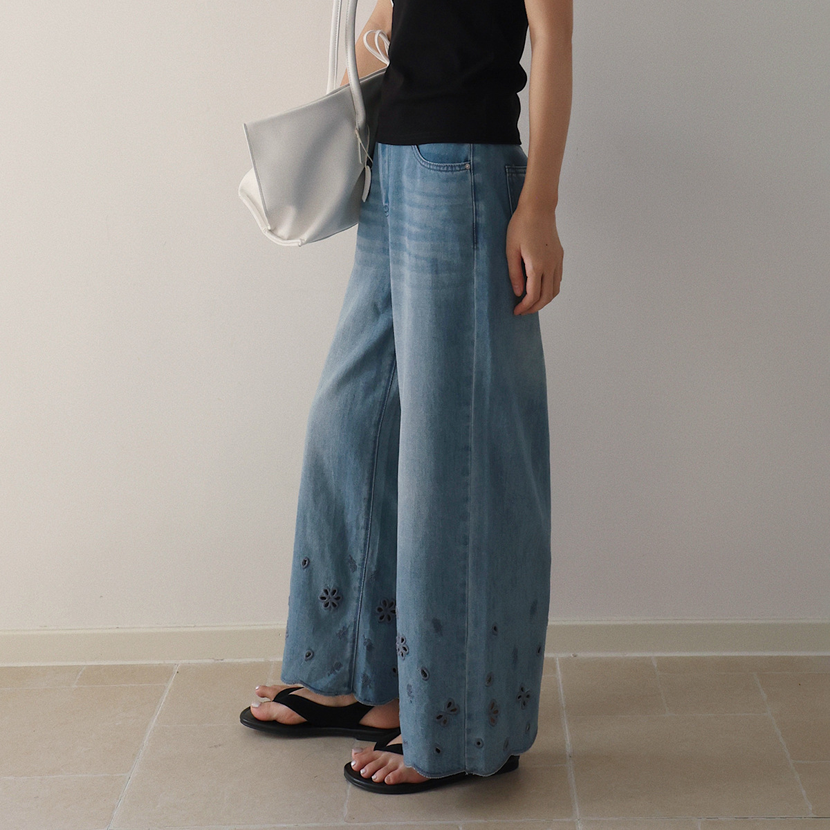 花柄ファッション 裾刺繍フラワー装飾ワイドデニムパンツ