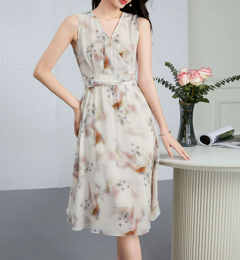 さらっと着られる上品花柄ワンピ