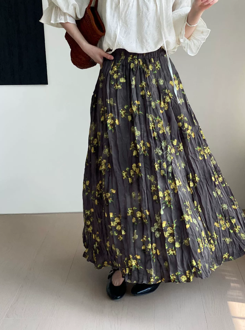 低身長でも花柄スカートが似合う！バランス良く着こなす5つのコツ