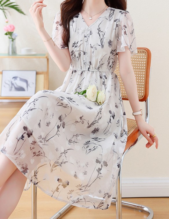 花柄ファッション 優美な花柄シフォンワンピース